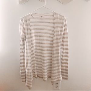 Light weight cardigan